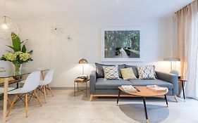Sophisticated Brand New Flat